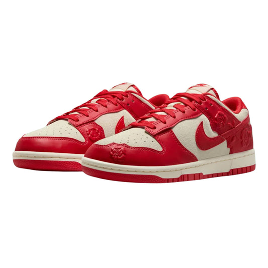 Dunk Low Red Roses